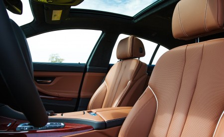 2016 ALPINA B6 xDrive Gran Coupe LCI Interior Front Seats Wallpapers 450x275 (43)