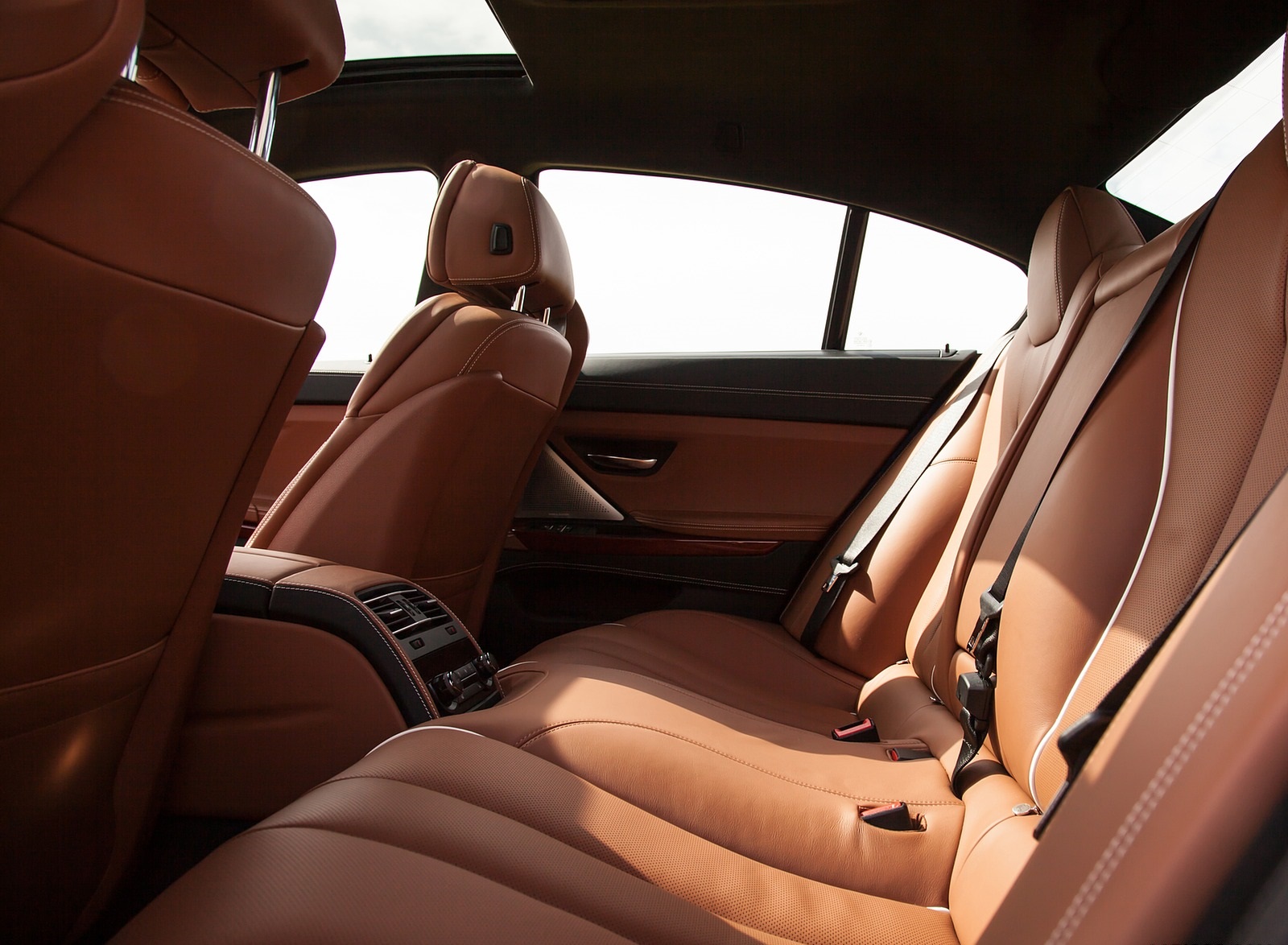 2016 ALPINA B6 xDrive Gran Coupe LCI Interior Rear Seats Wallpapers #45 of 45
