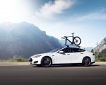 2015 Tesla Model S P85D White with a Bike Roof Rack Side Wallpapers 150x120