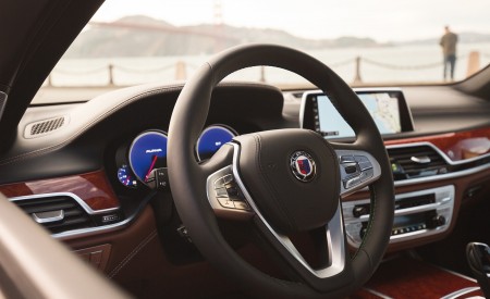2017 ALPINA B7 xDrive Interior Steering Wheel Wallpapers 450x275 (66)