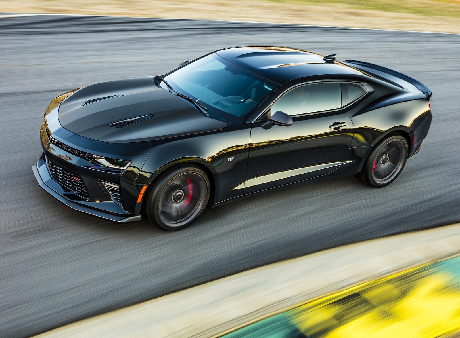 2017 Chevrolet Camaro SS 1LE Performance Package Black Top Wallpapers #4 of 7