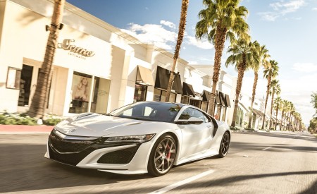2017 Acura NSX White Front Three-Quarter Wallpapers 450x275 (39)
