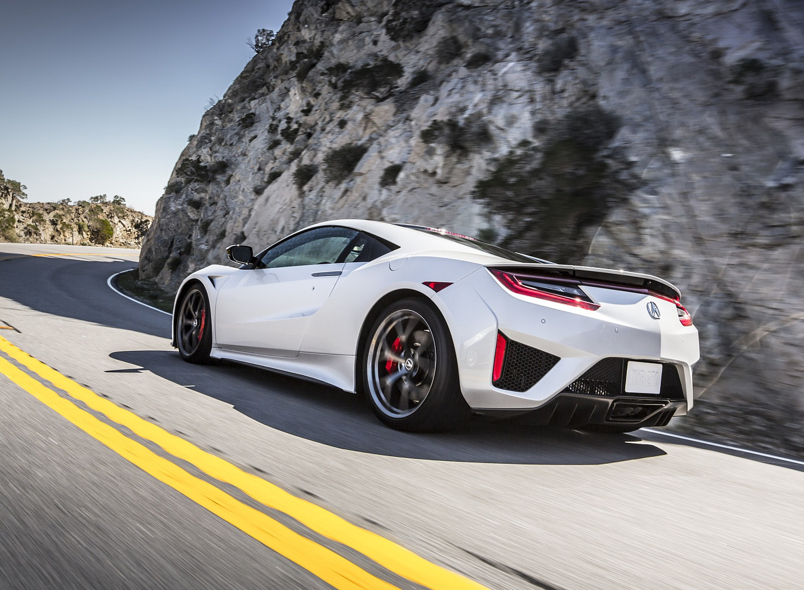 2017 Acura NSX White Rear Wallpapers (3)