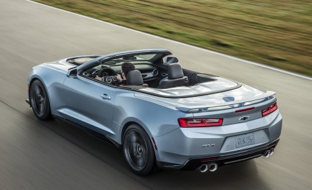 2017 Chevrolet Camaro ZL1 Convertible Rear Wallpapers 450x275 (2)