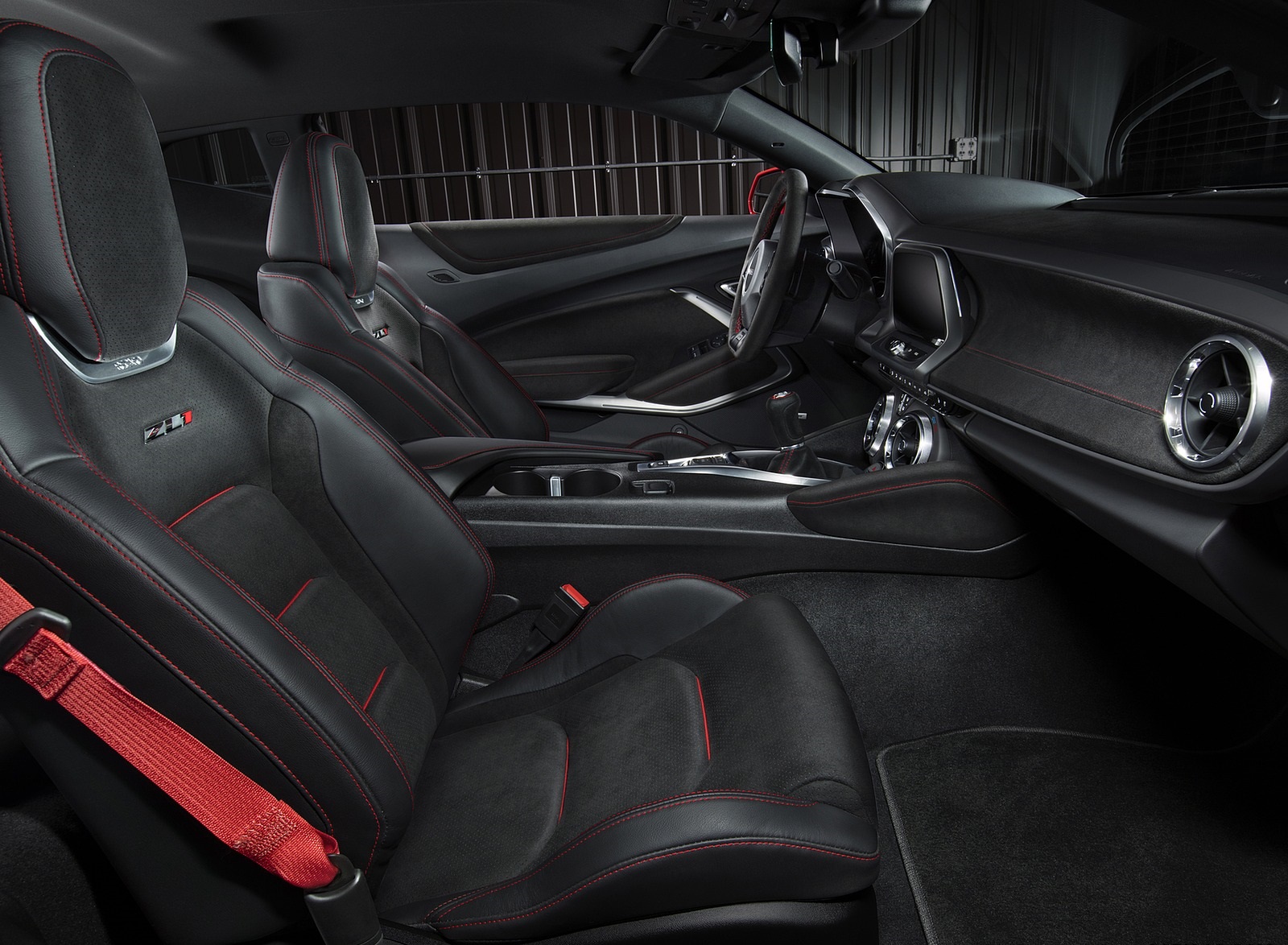 2017 Chevrolet Camaro ZL1 Interior Front Seats Wallpapers (9)