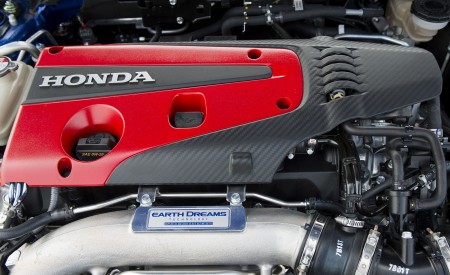 2017 Honda Civic Type R Engine Wallpapers 450x275 (39)