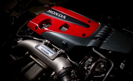 2017 Honda Civic Type R Engine Wallpapers 450x275 (51)