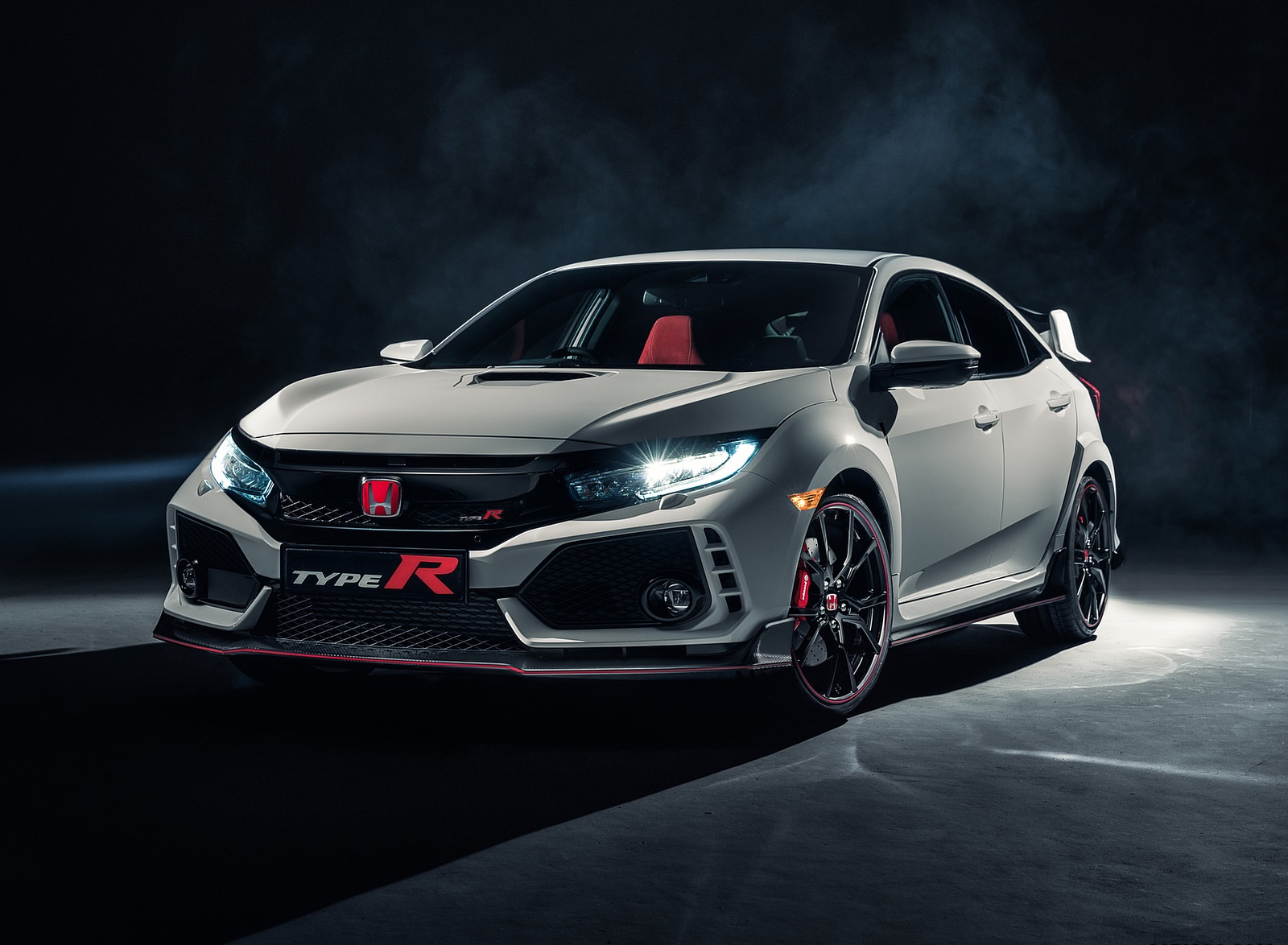 2017 Honda Civic Type R Front Three-Quarter Wallpapers #44 of 54
