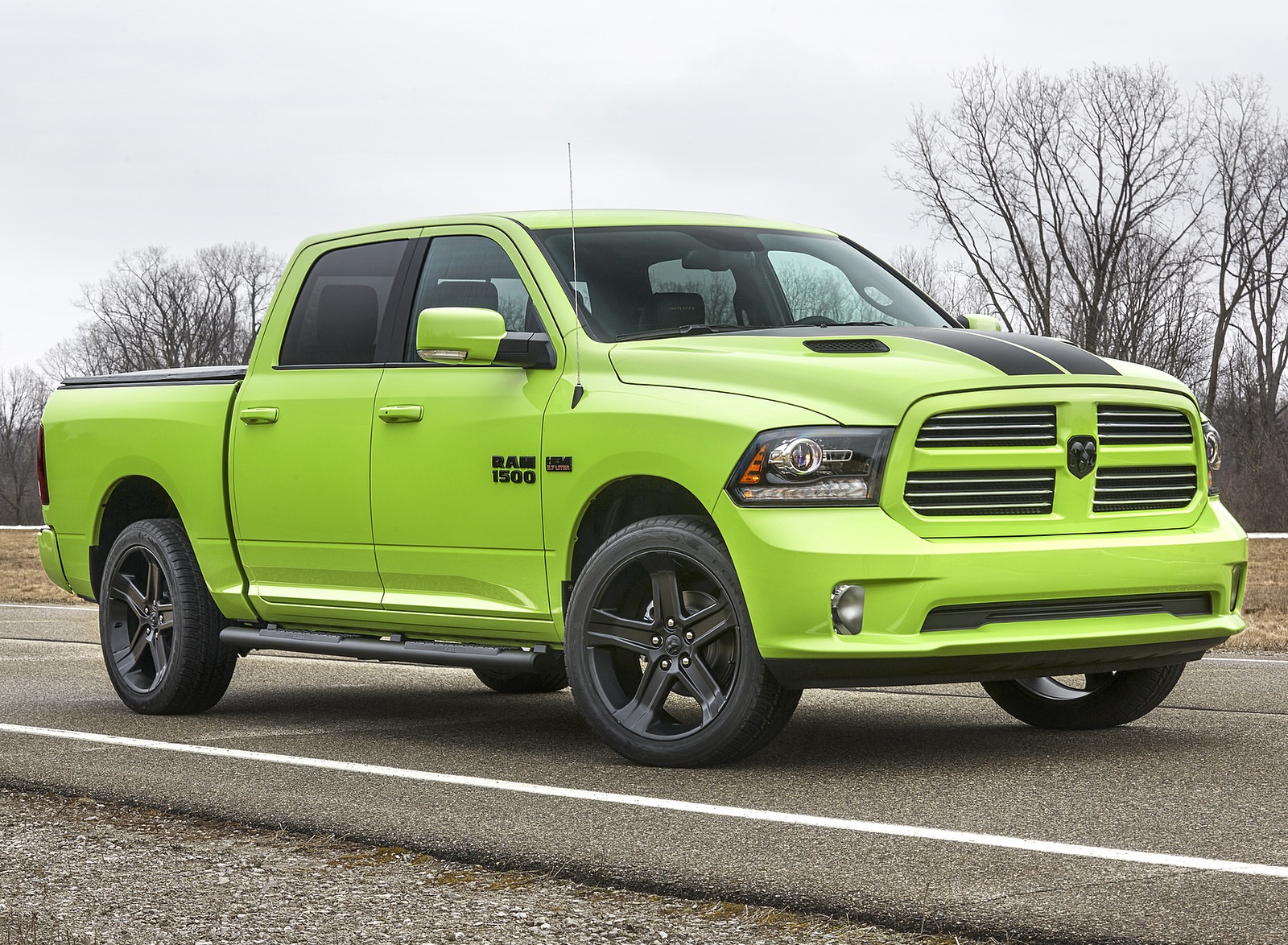 2017 Ram 1500 Sublime Sport Front Three-Quarter Wallpapers (2)