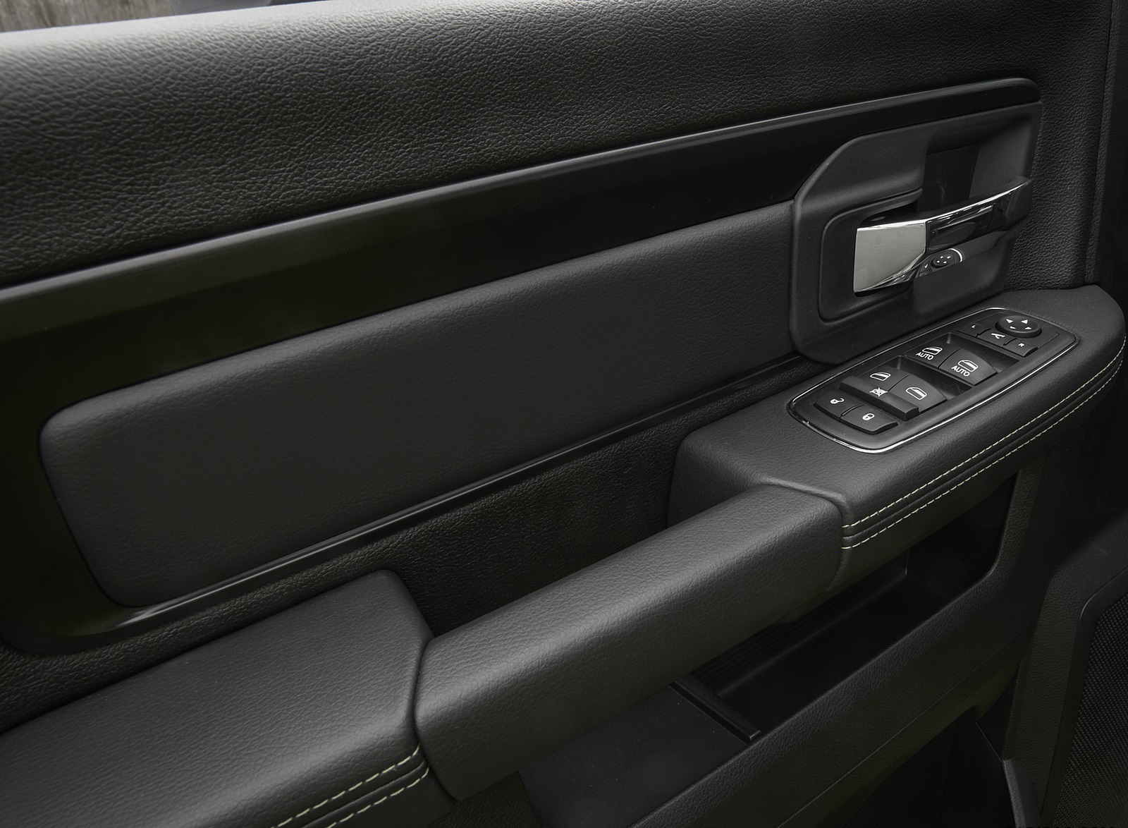 2017 Ram 1500 Sublime Sport Interior Detail Wallpapers #11 of 12