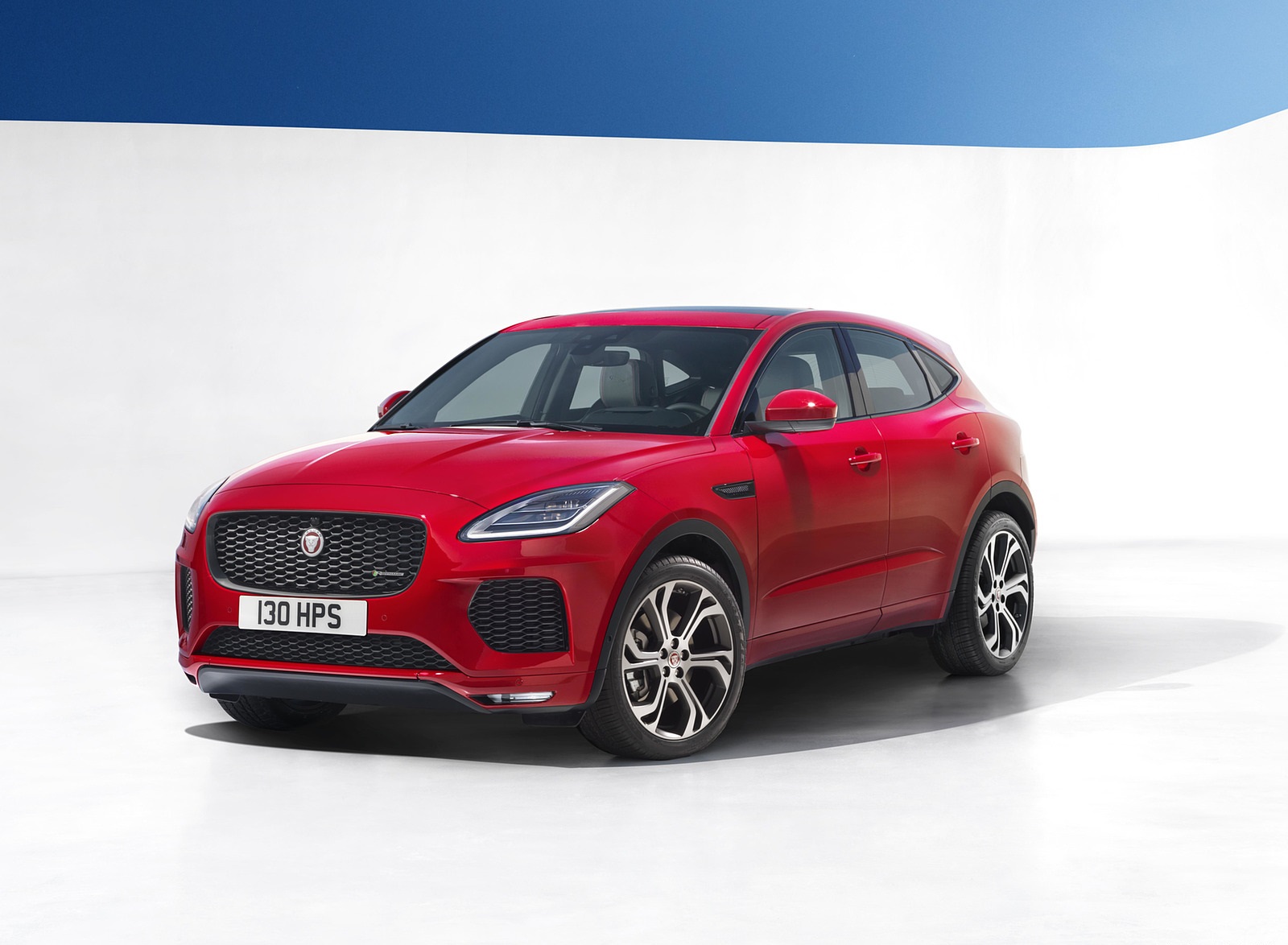 2018 Jaguar E-PACE R-Dynamic Front Three-Quarter Wallpapers #19 of 100