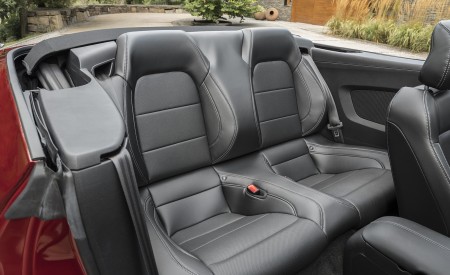 2018 Ford Mustang Cabrio (Euro-Spec) Interior Rear Seats Wallpapers 450x275 (25)