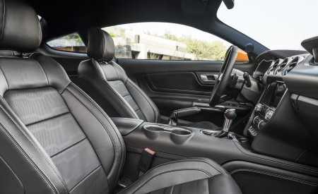 2018 Ford Mustang GT Coupe (Euro-Spec) Interior Wallpapers 450x275 (21)