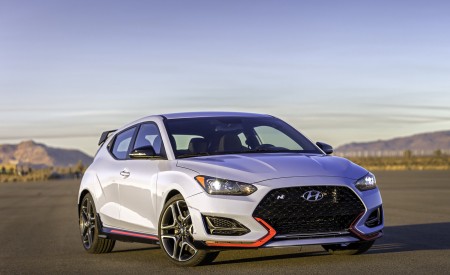 2019 Hyundai Veloster N Front Three-Quarter Wallpapers 450x275 (22)