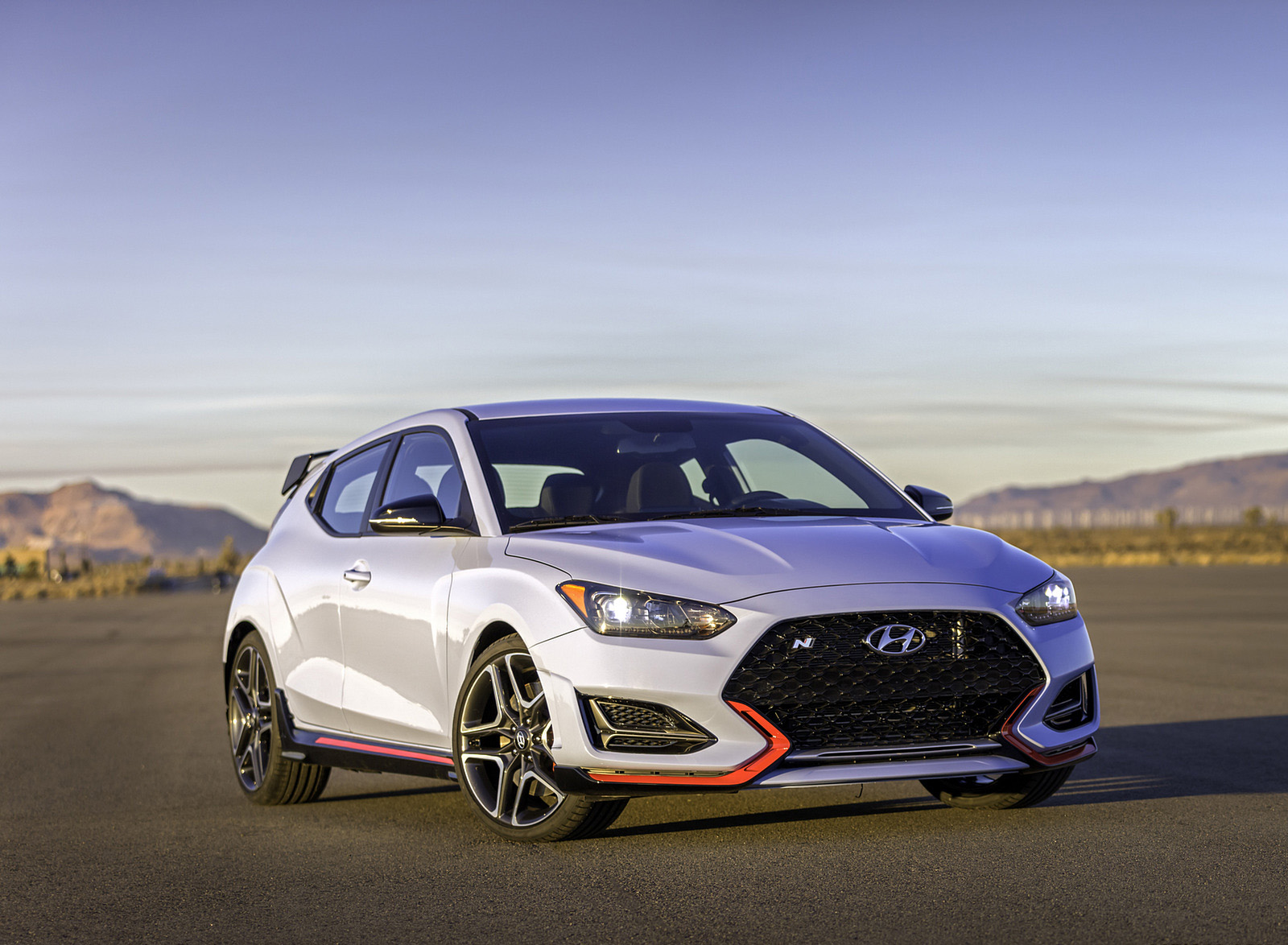 2019 Hyundai Veloster N Front Three-Quarter Wallpapers #22 of 52