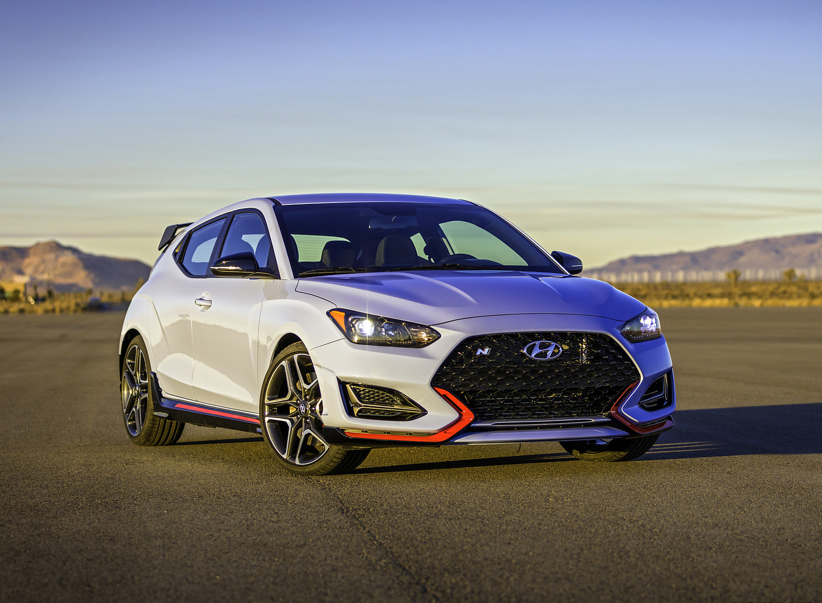 2019 Hyundai Veloster N Front Three-Quarter Wallpapers #23 of 52