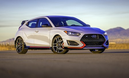 2019 Hyundai Veloster N Front Three-Quarter Wallpapers 450x275 (24)