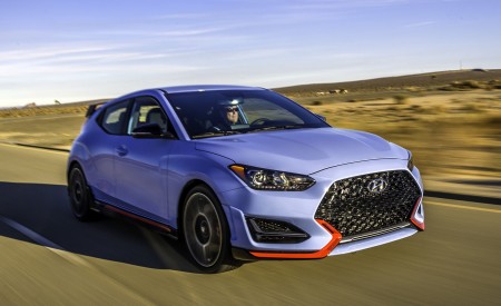 2019 Hyundai Veloster N Front Three-Quarter Wallpapers 450x275 (1)