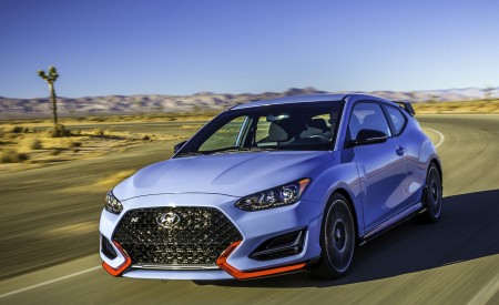 2019 Hyundai Veloster N Front Three-Quarter Wallpapers 450x275 (5)