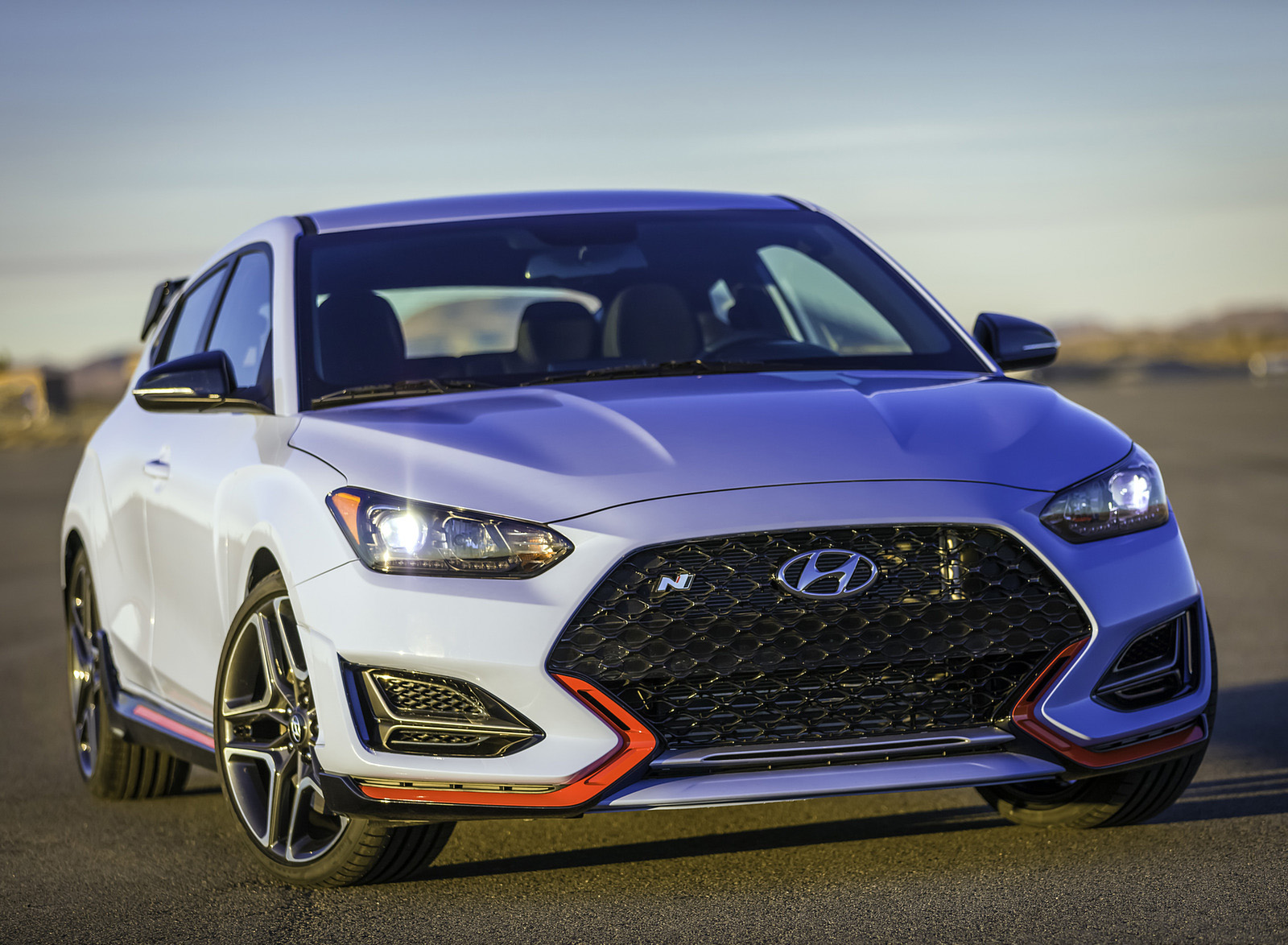 2019 Hyundai Veloster N Front Wallpapers #25 of 52