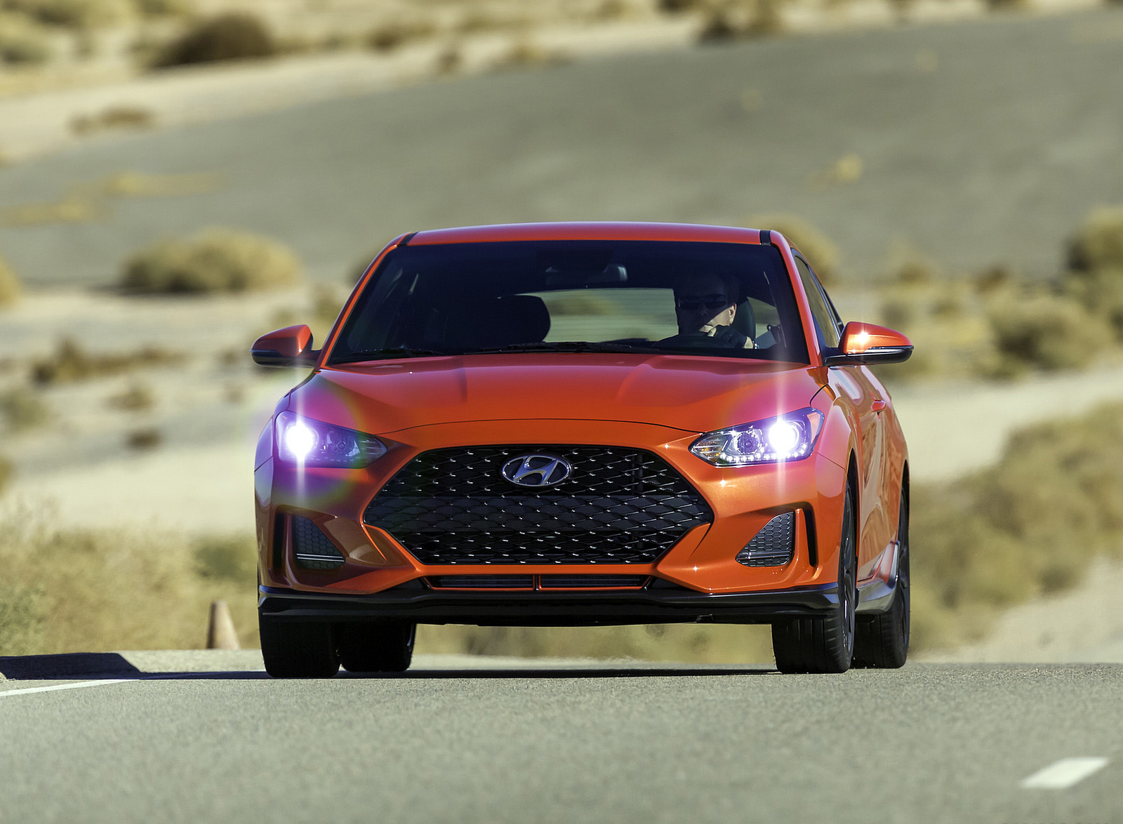 2019 Hyundai Veloster R-Spec Turbo Front Wallpapers  #19 of 42