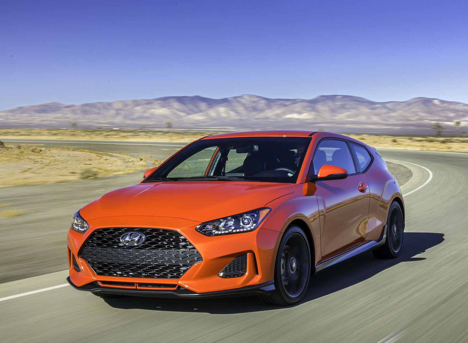 2019 Hyundai Veloster R-Spec Turbo Rear Three-Quarter Wallpapers #4 of 42