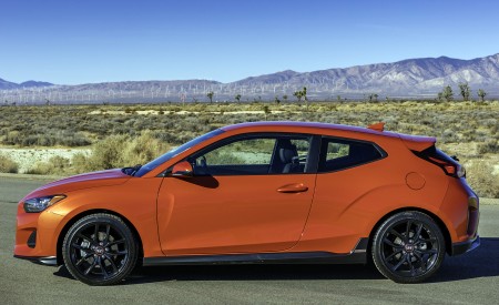 2019 Hyundai Veloster R-Spec Turbo Side Wallpapers 450x275 (15)