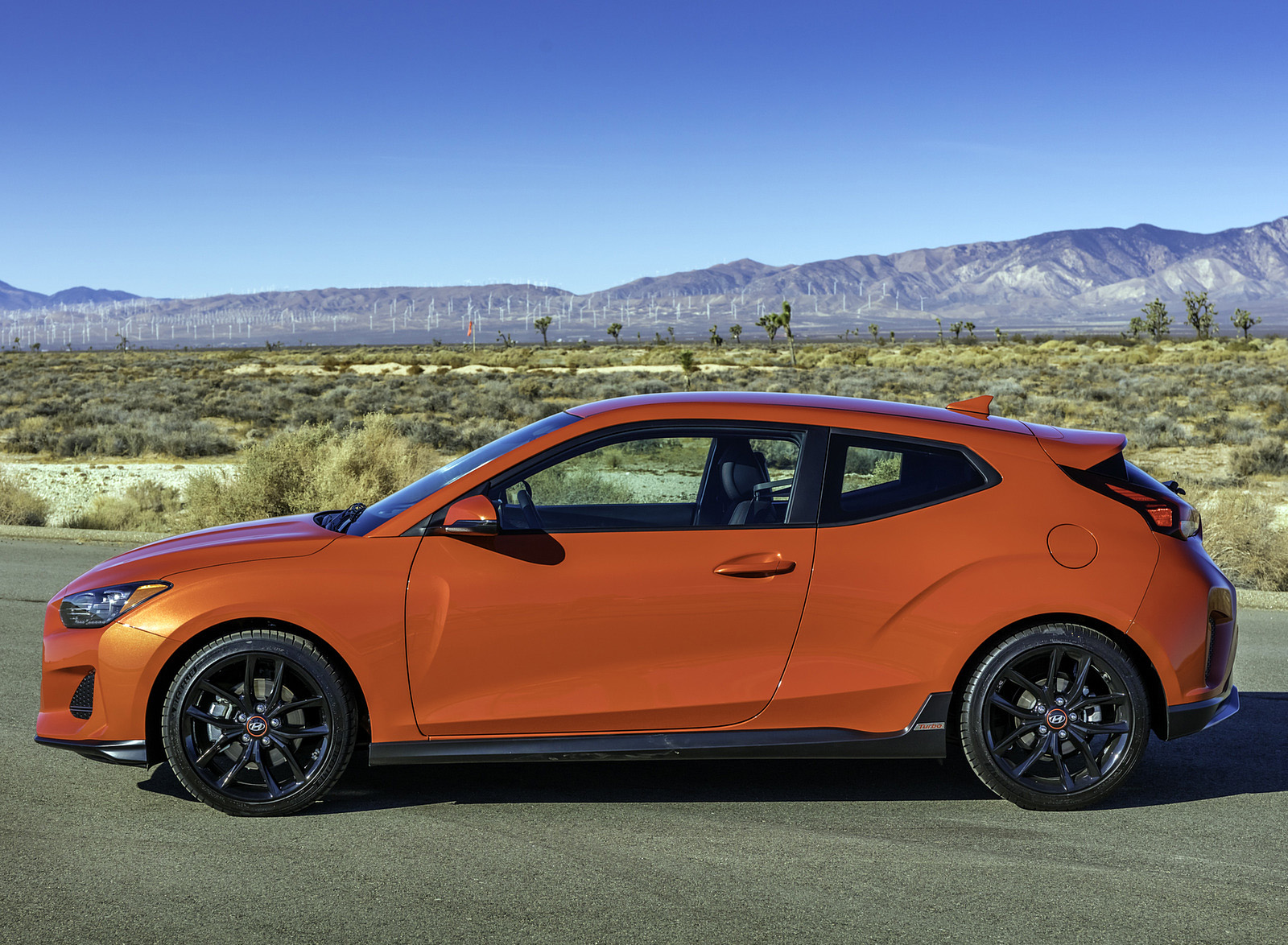2019 Hyundai Veloster R-Spec Turbo Side Wallpapers #15 of 42