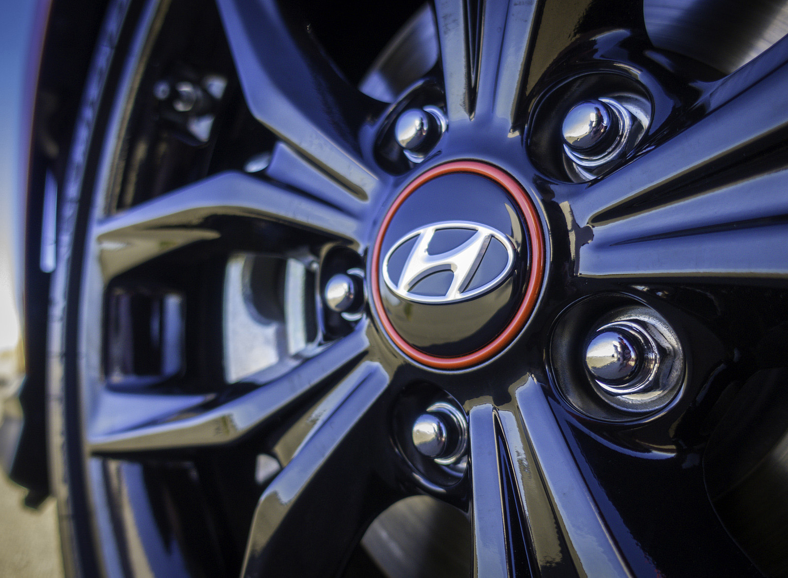 2019 Hyundai Veloster R-Spec Turbo Wheel Wallpapers #26 of 42