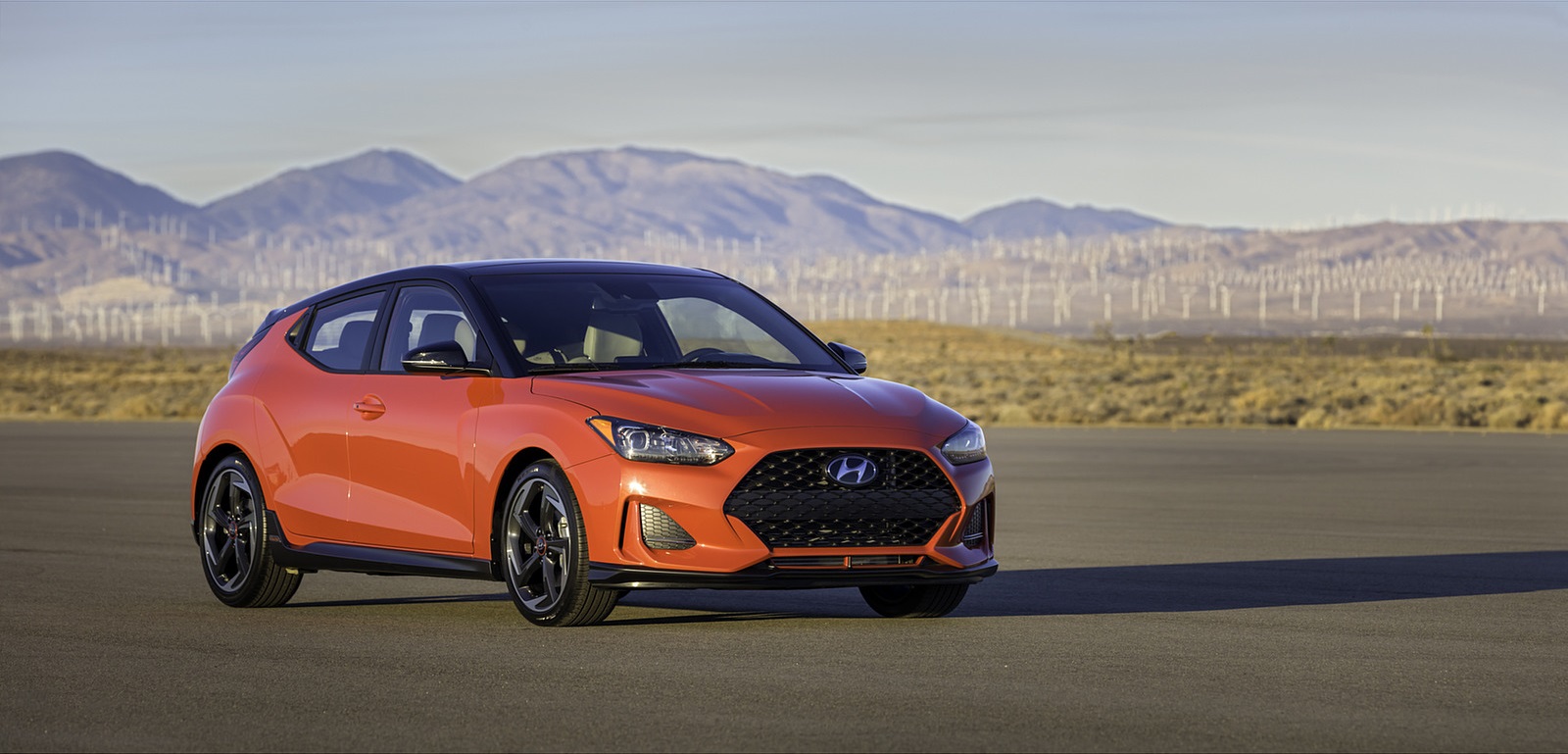 2019 Hyundai Veloster Turbo Front Three-Quarter Wallpapers (4)