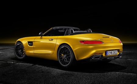 2019 Mercedes-AMG GT S Roadster (Color: Solarbeam) Rear Three-Quarter Wallpapers 450x275 (8)