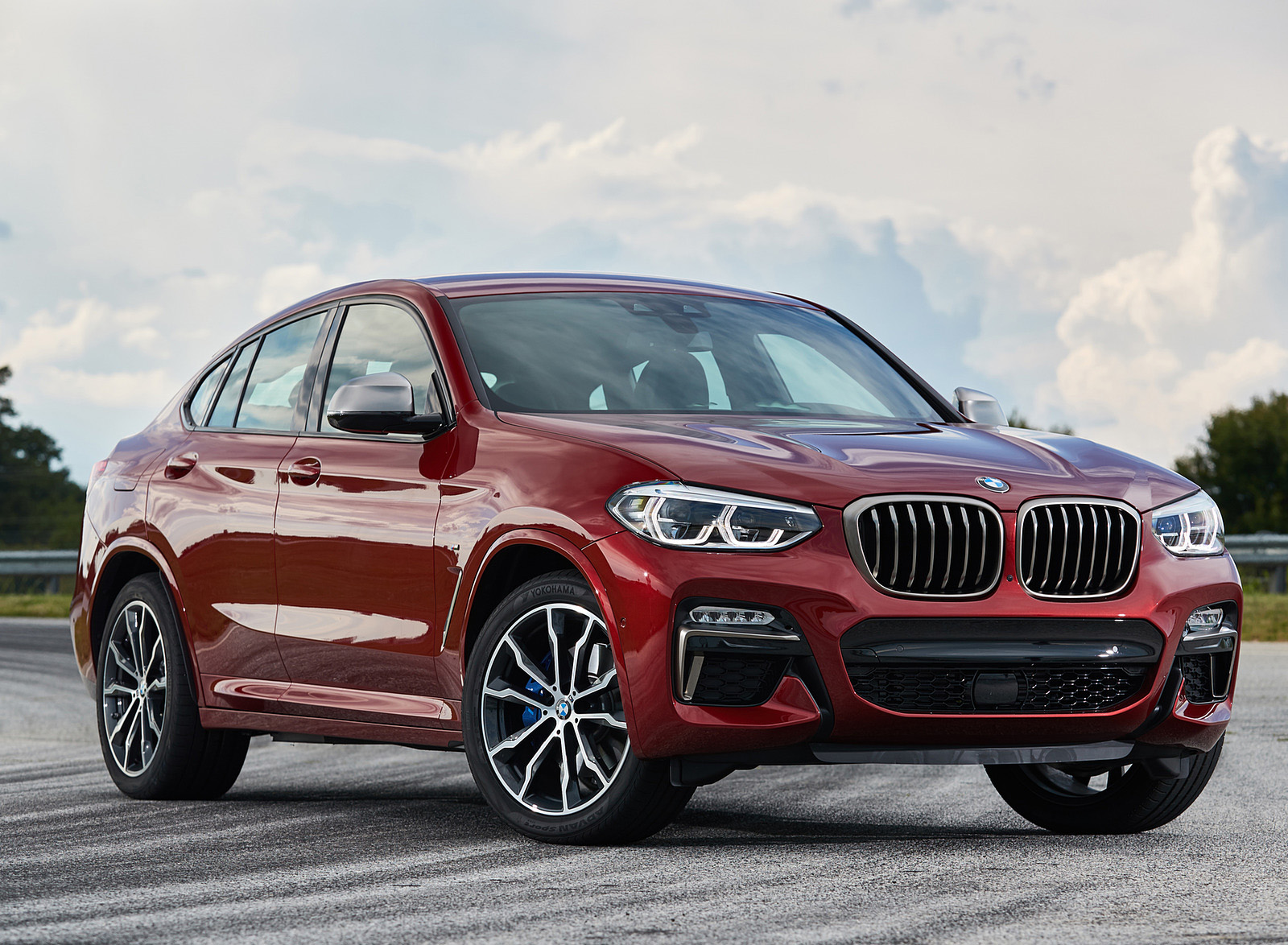 2019 BMW X4 M40d Front Three-Quarter Wallpapers #52 of 202