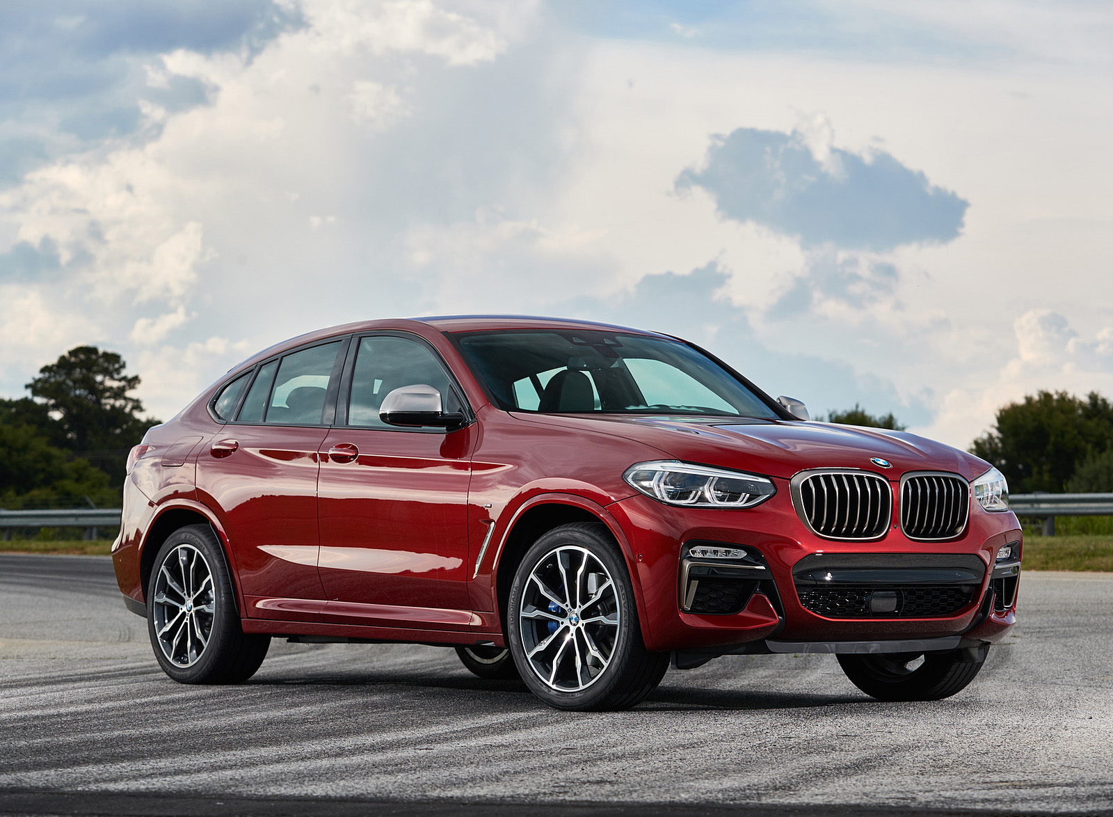 2019 BMW X4 M40d Front Three-Quarter Wallpapers  #53 of 202