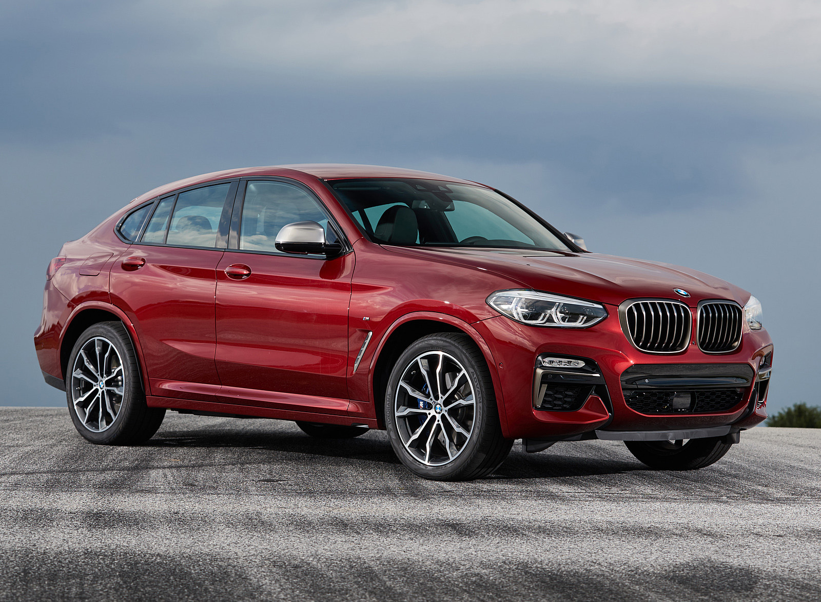 2019 BMW X4 M40d Front Three-Quarter Wallpapers #56 of 202