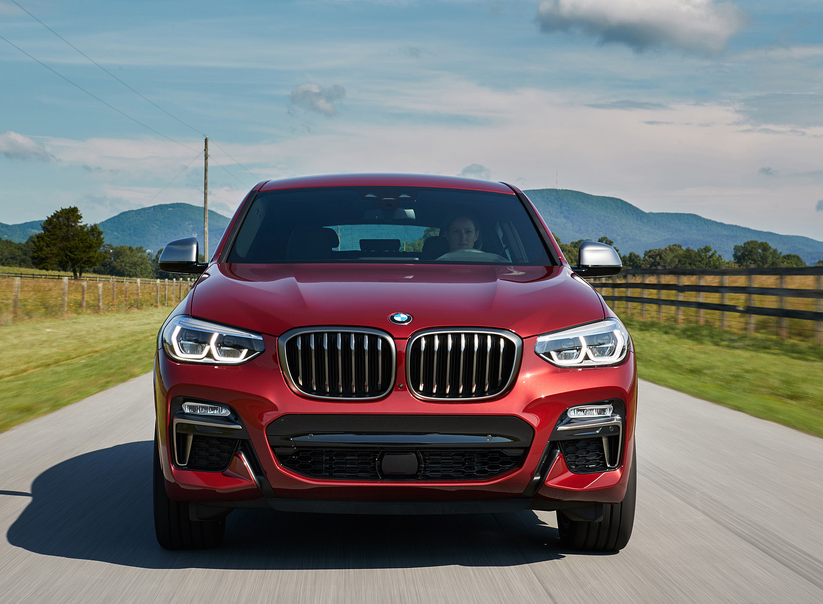 2019 BMW X4 M40d Front Wallpapers #25 of 202