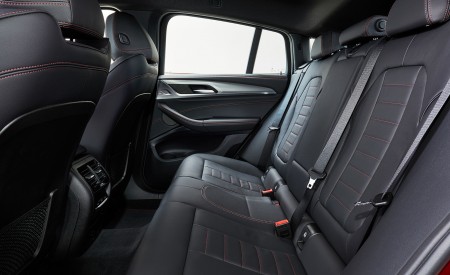 2019 BMW X4 M40d Interior Rear Seats Wallpapers 450x275 (131)