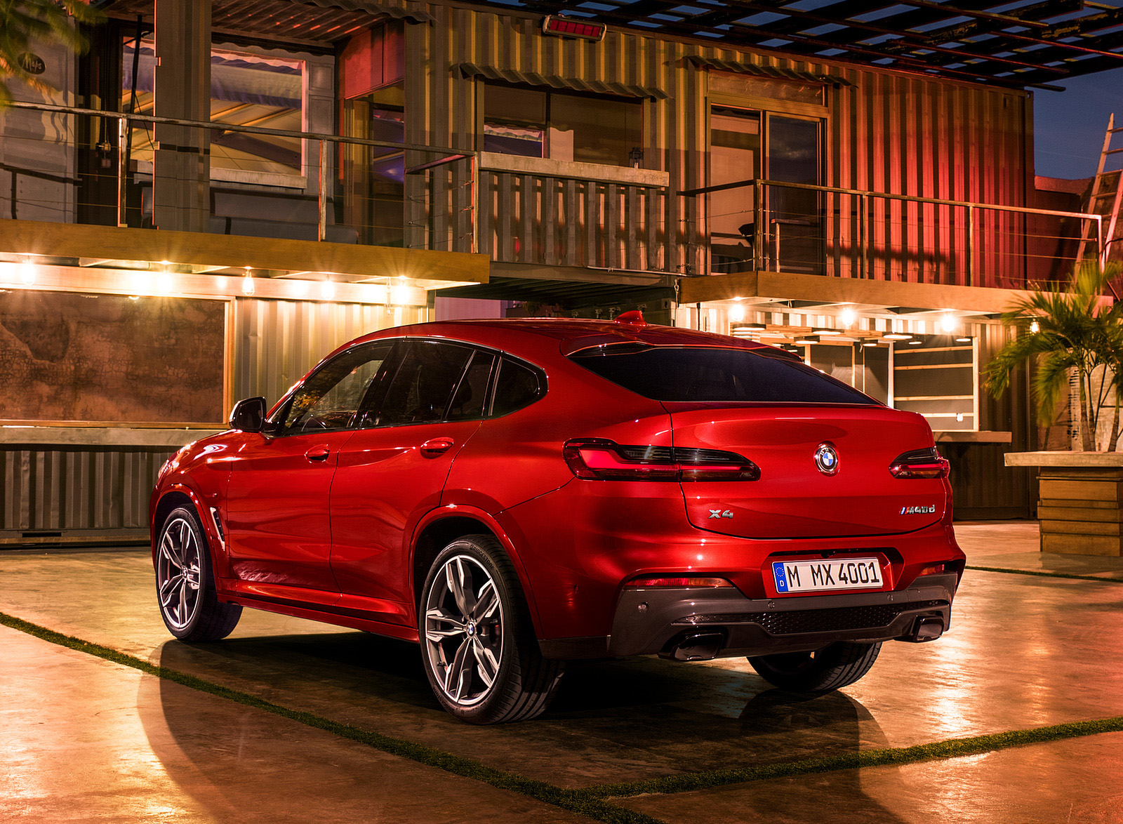 2019 BMW X4 M40d Rear Three-Quarter Wallpapers #169 of 202