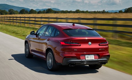 2019 BMW X4 M40d Rear Three-Quarter Wallpapers 450x275 (36)