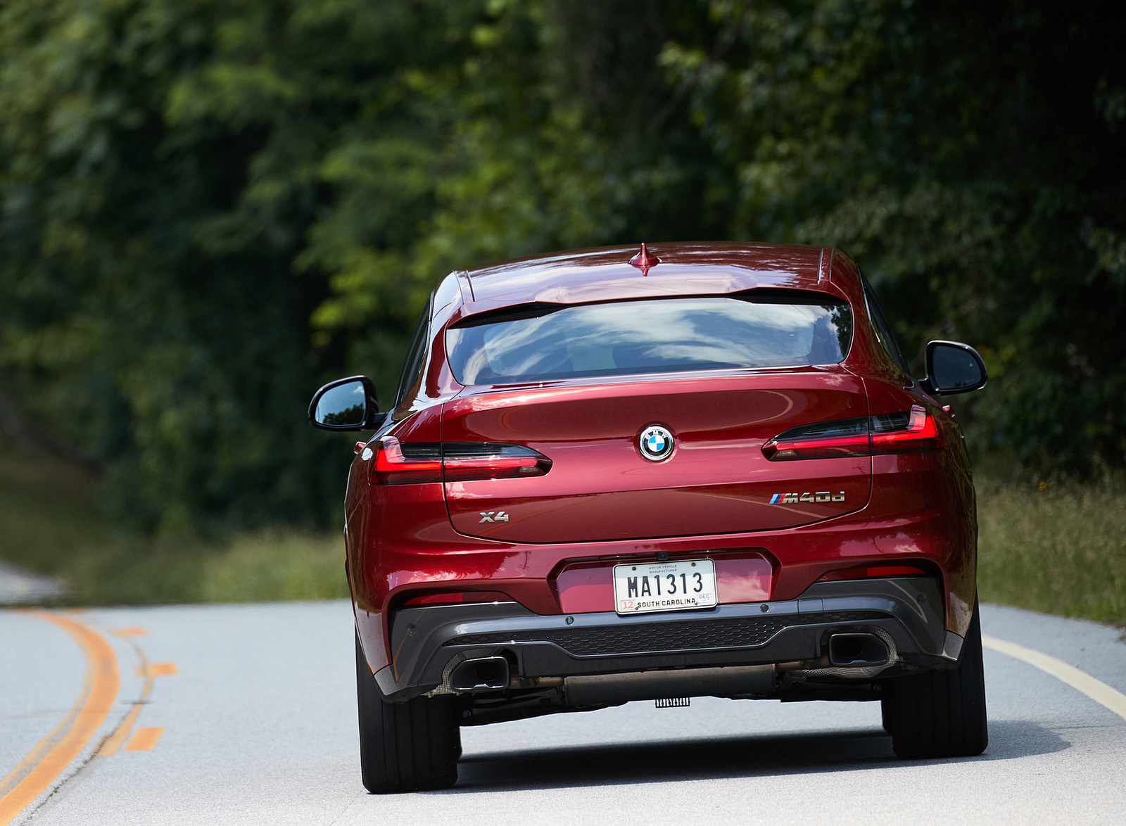 2019 BMW X4 M40d Rear Wallpapers #44 of 202