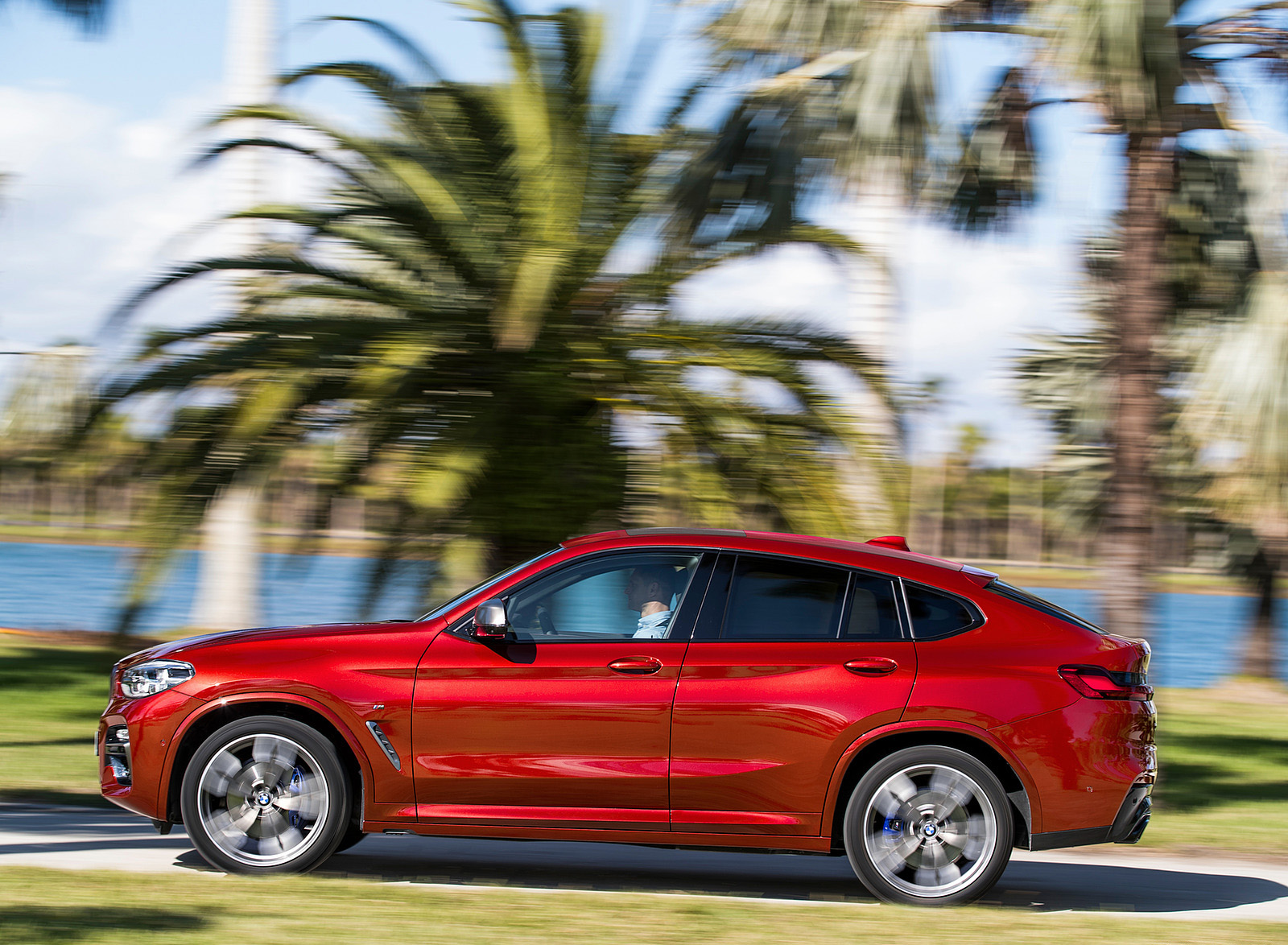 2019 BMW X4 M40d Side Wallpapers #153 of 202