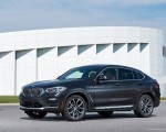 2019 BMW X4 xDrive30i Front Three-Quarter Wallpapers 150x120