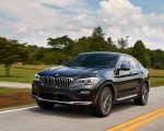 2019 BMW X4 xDrive30i Front Three-Quarter Wallpapers 150x120