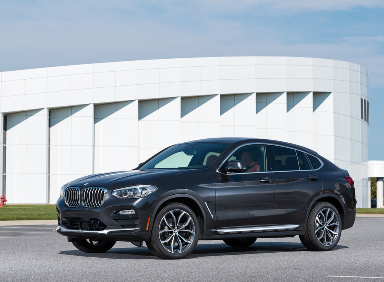 2019 BMW X4 xDrive30i Front Three-Quarter Wallpapers #50 of 106