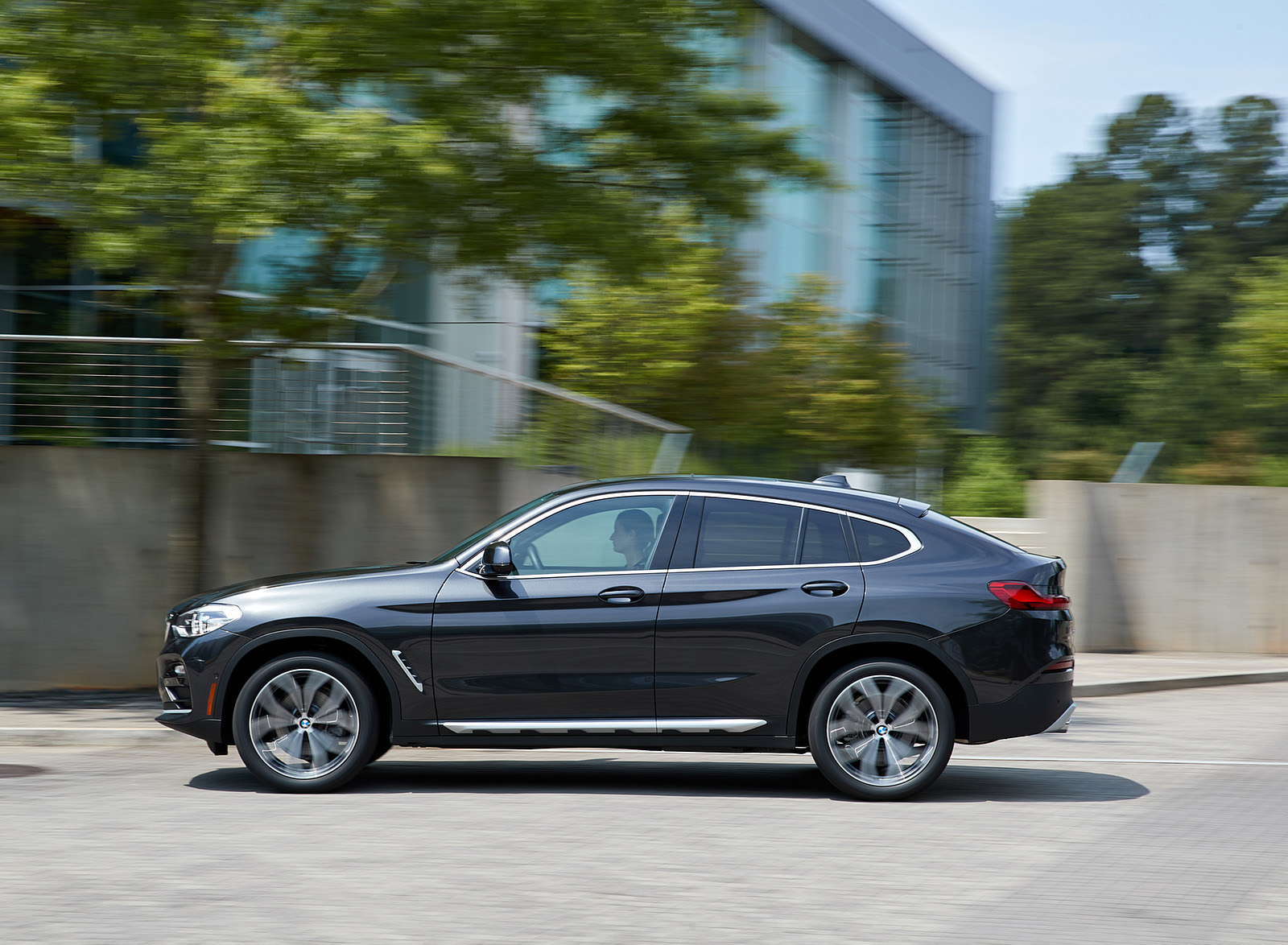 2019 BMW X4 xDrive30i Side Wallpapers  #28 of 106