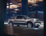 2019 Chevrolet Silverado Front Three-Quarter Wallpapers 150x120 (19)