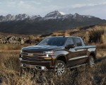 2019 Chevrolet Silverado Front Three-Quarter Wallpapers 150x120