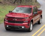 2019 Chevrolet Silverado RST Front Three-Quarter Wallpapers 150x120 (5)