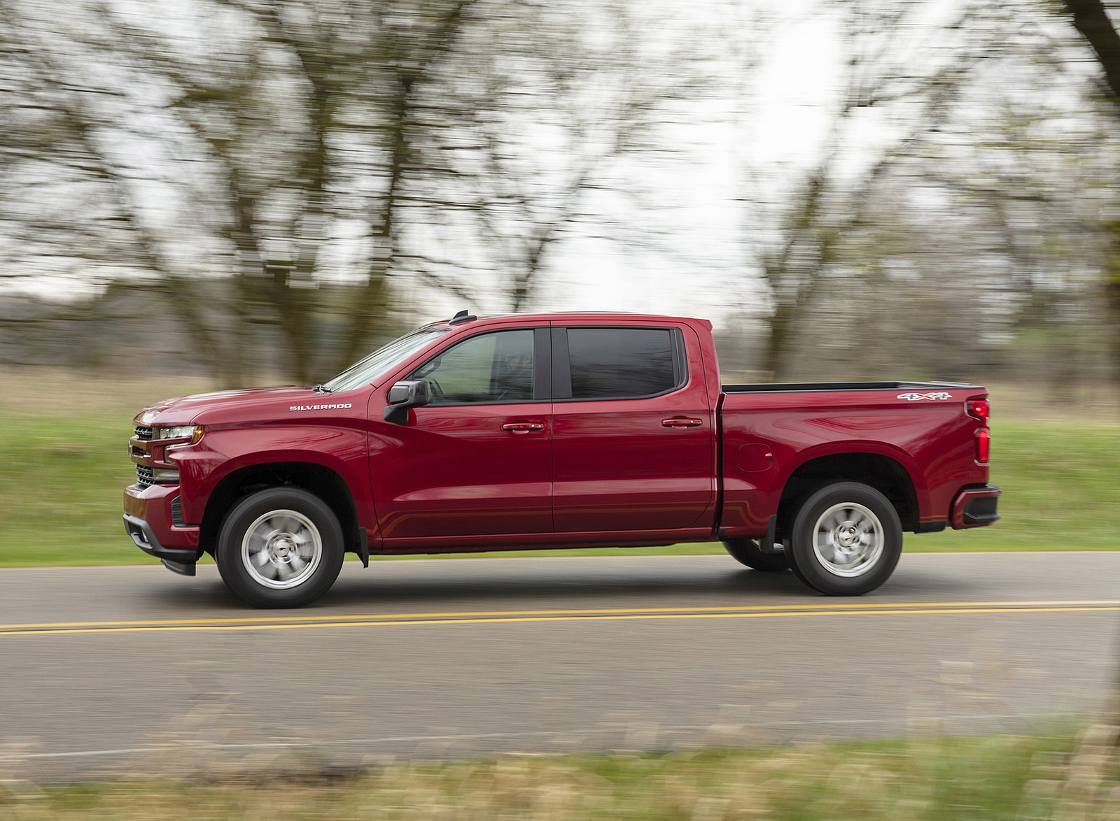 2019 Chevrolet Silverado RST Side Wallpapers #8 of 29