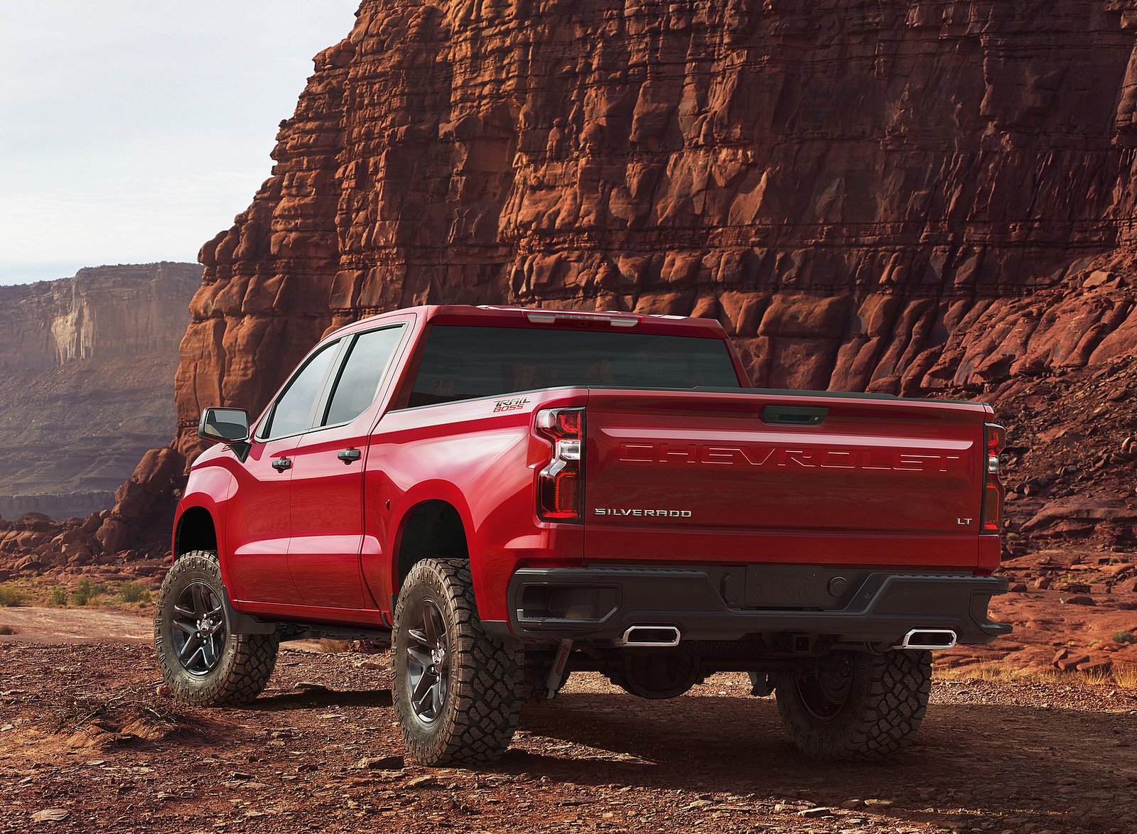 2019 Chevrolet Silverado Rear Three-Quarter Wallpapers #3 of 29