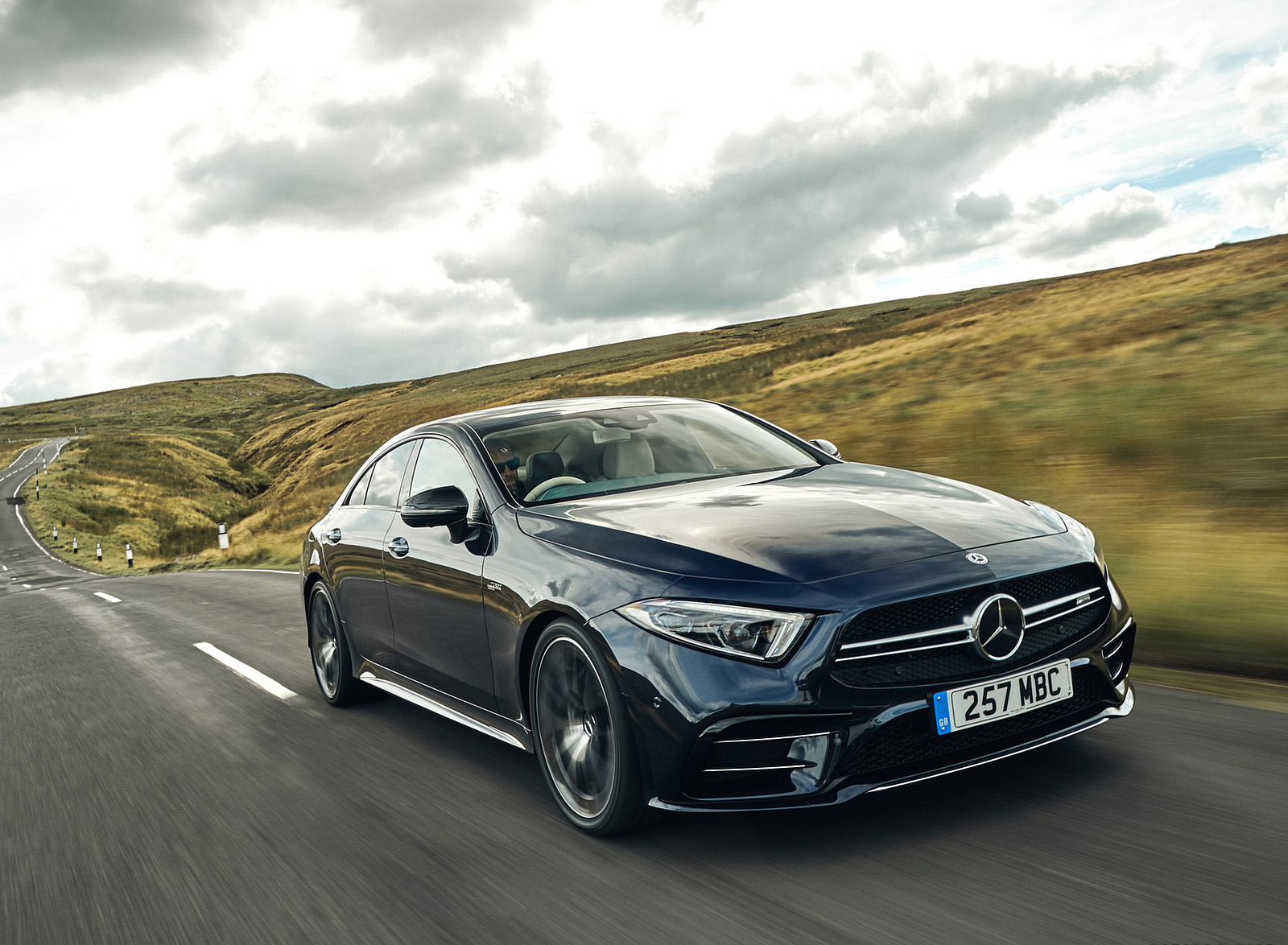 2019 Mercedes-AMG CLS 53 (UK-Spec) Front Three-Quarter Wallpapers #14 of 99